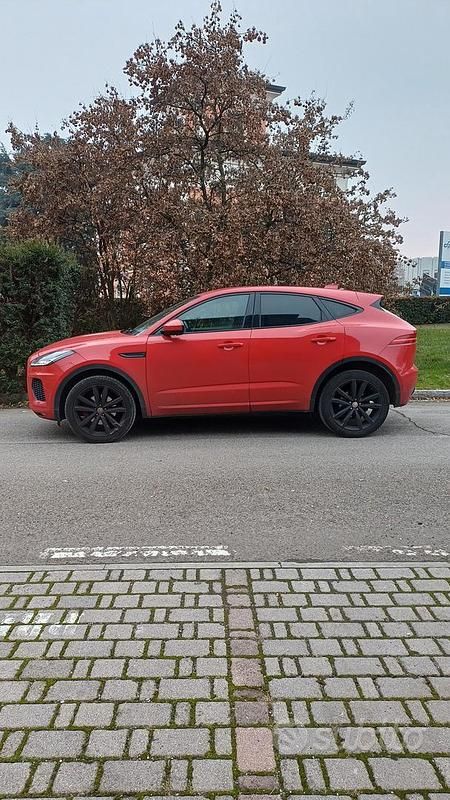 Rosso Usata 2018 Jaguar E-Pace SUV | 14.500 € (Ottimo prezzo) - Immagine 1/4