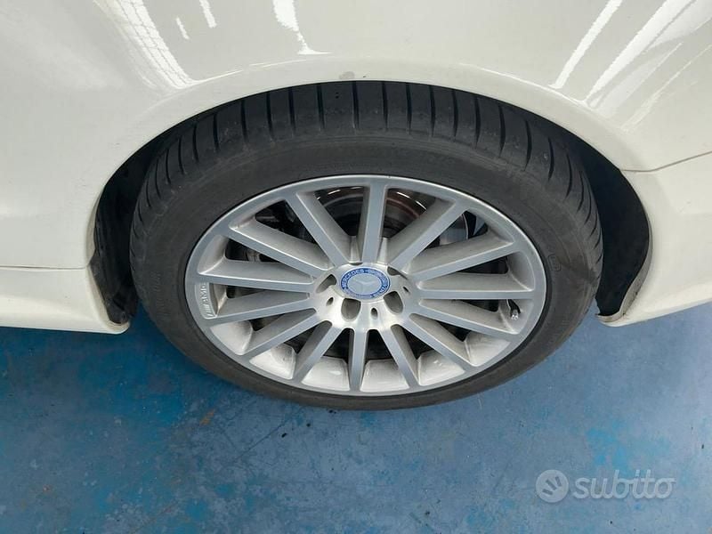 Usata Mercedes SL500 AMG 387 CV (284 kW) 2006 Bianco Cabrio