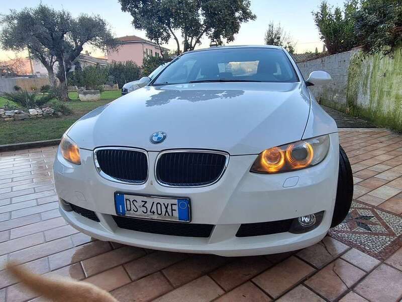 Bianco Usata 2008 BMW 320 Coupé | 5500 € (Super prezzo) - Immagine 1/4
