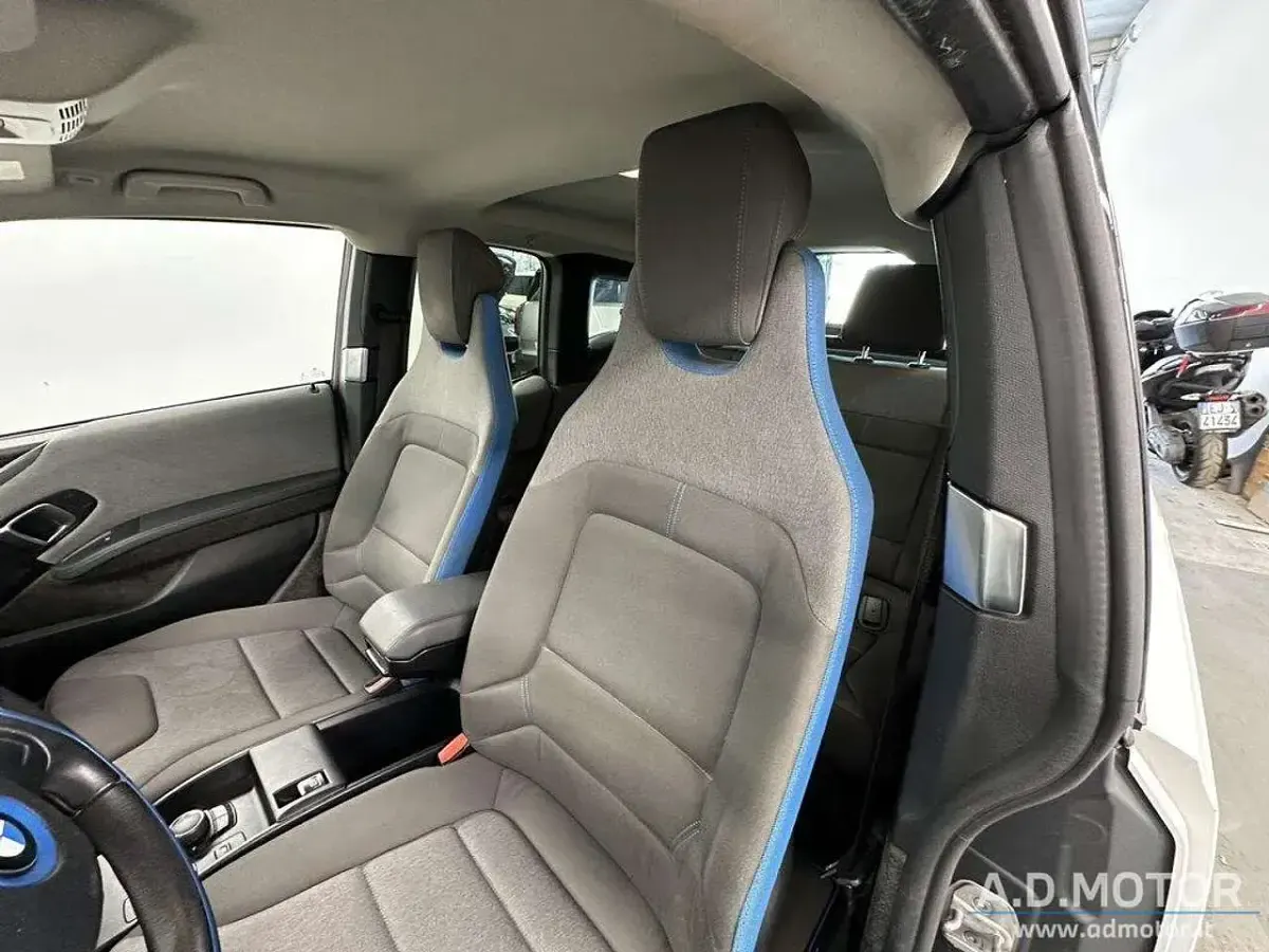 Usata BMW i3 135 kW (184 CV) 2022 Blu Utilitaria