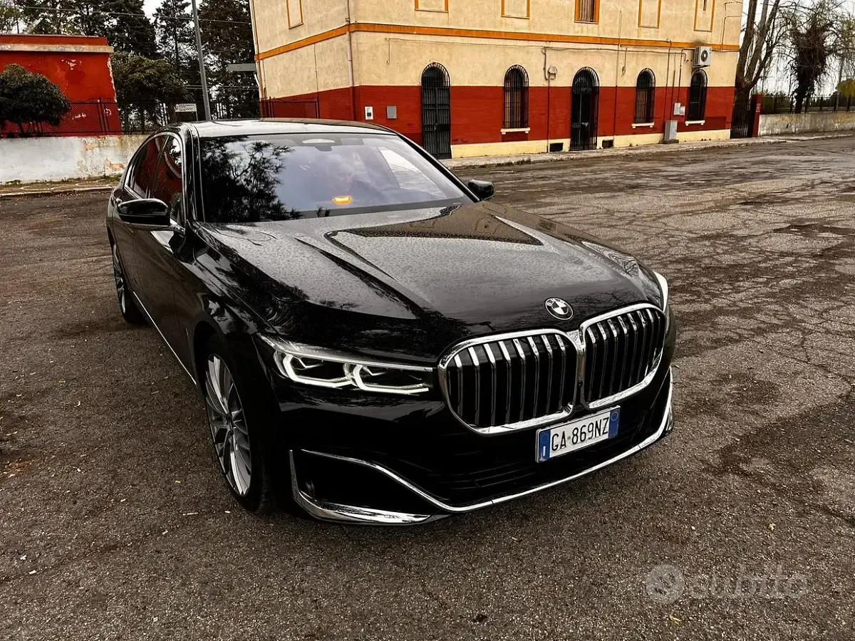 Usata BMW 730 Comfort Edition 265 CV (194 kW) 2020 Nero Berlina