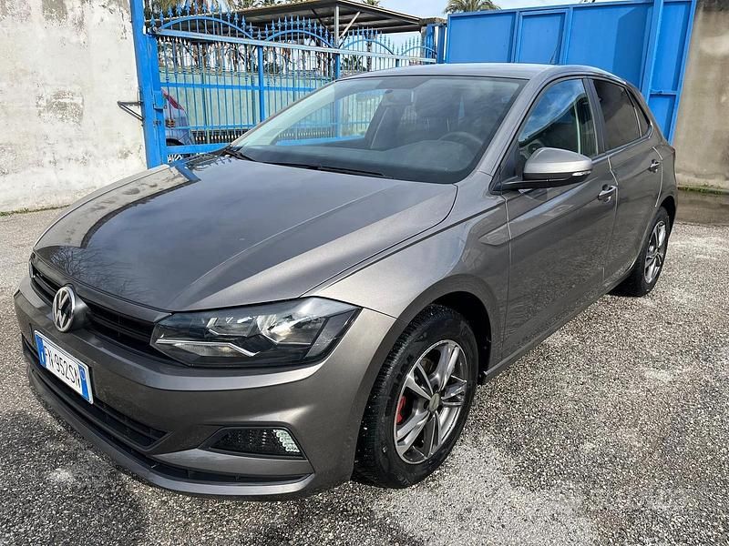 Usata VW Polo 65 CV (47 kW) 2018 Grigio Utilitaria