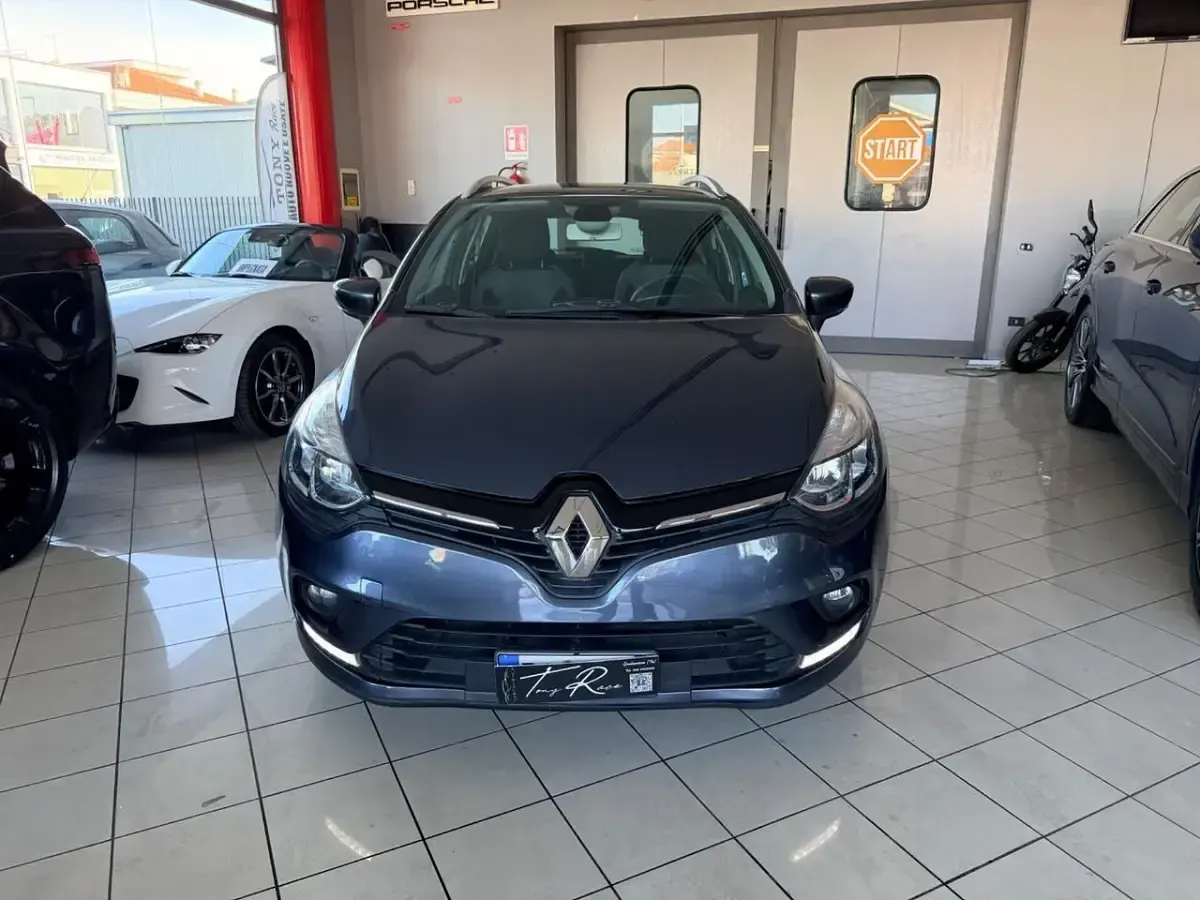 Usata Renault Clio Intens 89 CV (65 kW) 2017 Grigio Station wagon