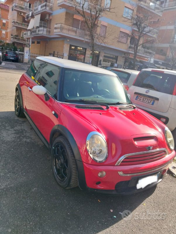Usata Mini One D 55 CV (40 kW) 2005 Rosso Utilitaria
