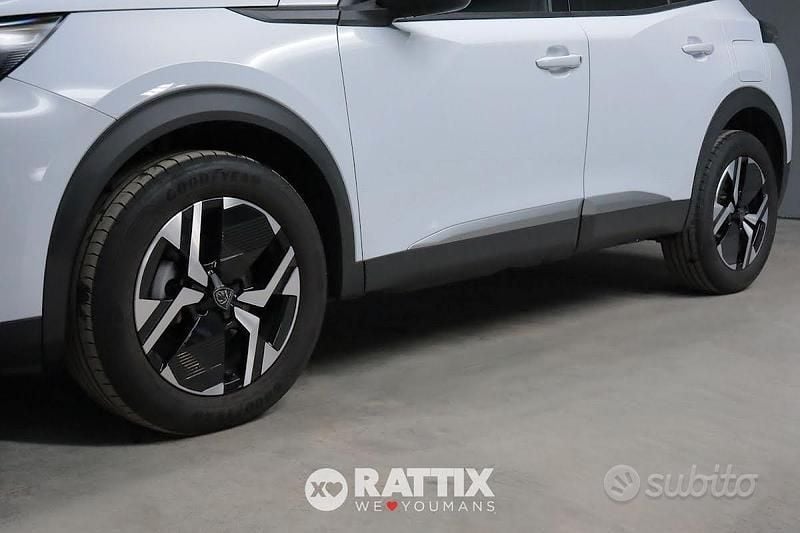 Usata Peugeot 2008 Allure 131 CV (96 kW) 2025 Bianco okenite SUV