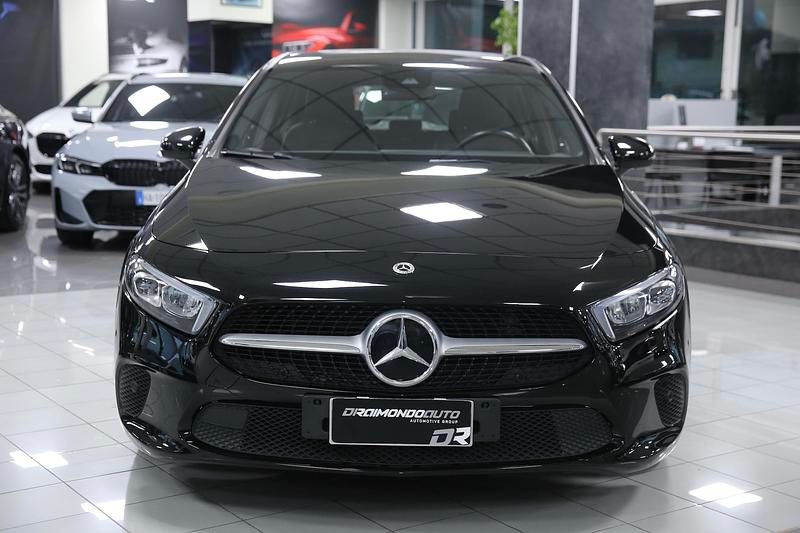 Usata Mercedes A180 Business 116 CV (85 kW) 2020 Nero Berlina