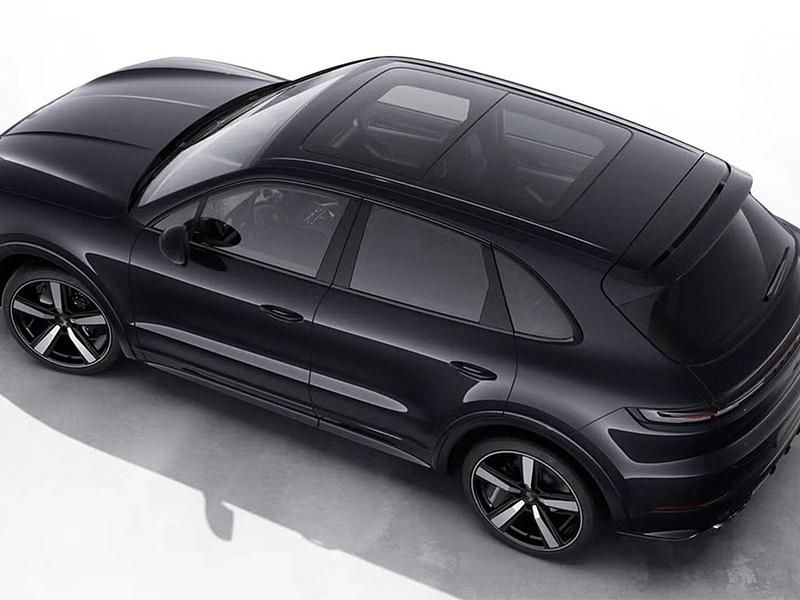 Nuova Porsche Cayenne 353 CV (259 kW) 2026 Nero cromite metallizzato SUV