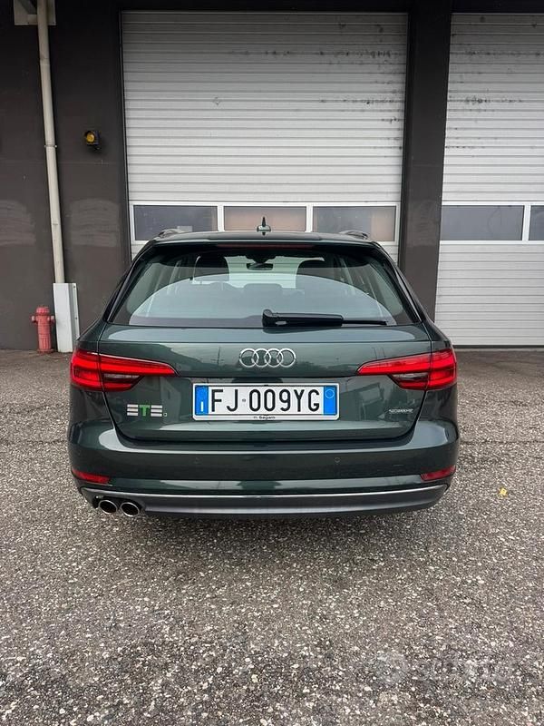 Usata Audi A4 Business 218 CV (160 kW) 2017 Verde Station wagon