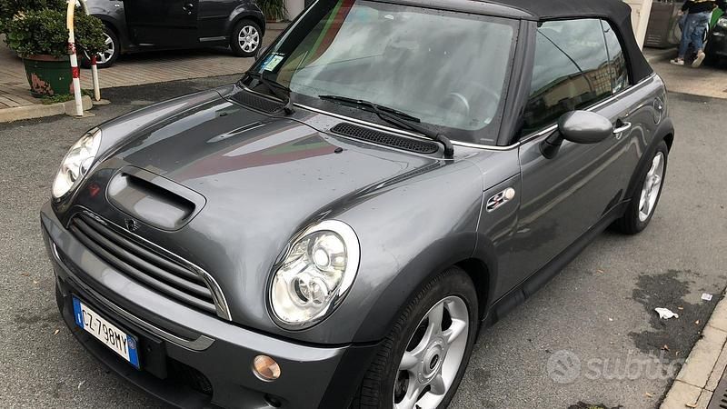 Usata Mini Cooper S Cabriolet 170 CV (125 kW) 2006 Grigio Cabrio