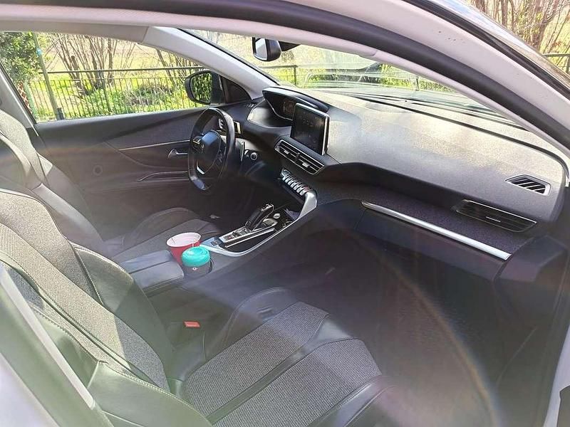 Usata Peugeot 3008 Allure 120 CV (88 kW) 2018 SUV