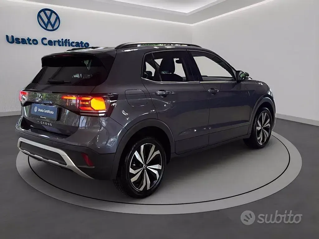 Usata VW T-Cross Edition 116 CV (85 kW) 2024 Grigio SUV