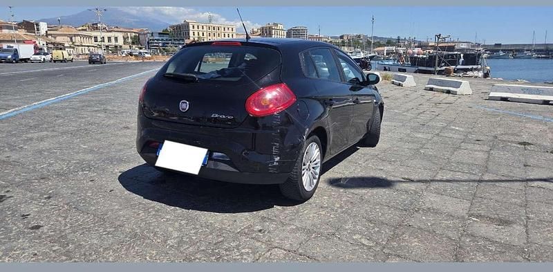 Usata 2009 Fiat Bravo Sport Due volumi | 2500 € (Buon prezzo) - Immagine 1/4