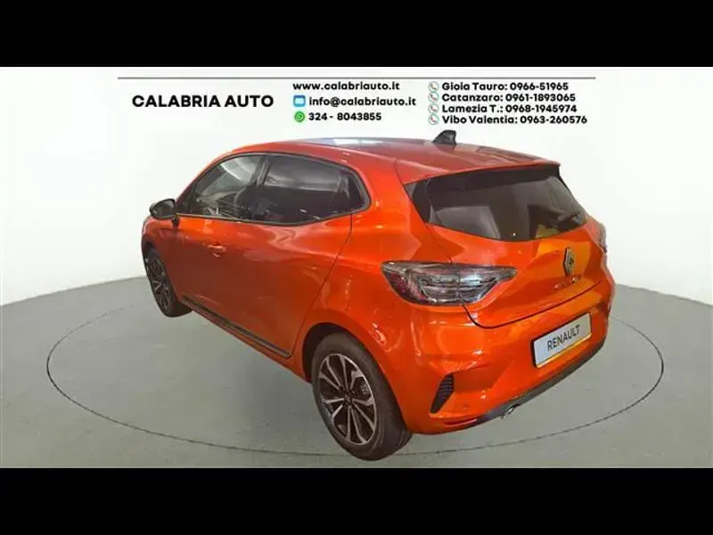 Nuova Renault Clio Techno 100 CV (73 kW) 2025 Arancione Utilitaria