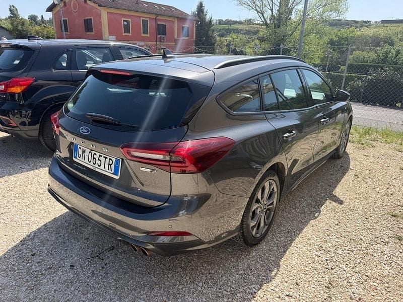 Usata Ford Focus ST-Line X 125 CV (91 kW) 2023 Grigio Station wagon