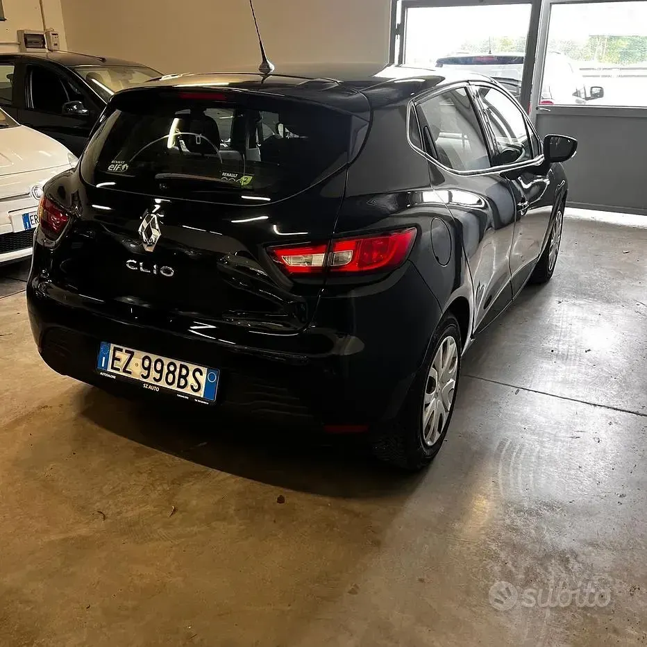 Usata Renault Clio IV 75 CV (55 kW) 2015 Nero Berlina
