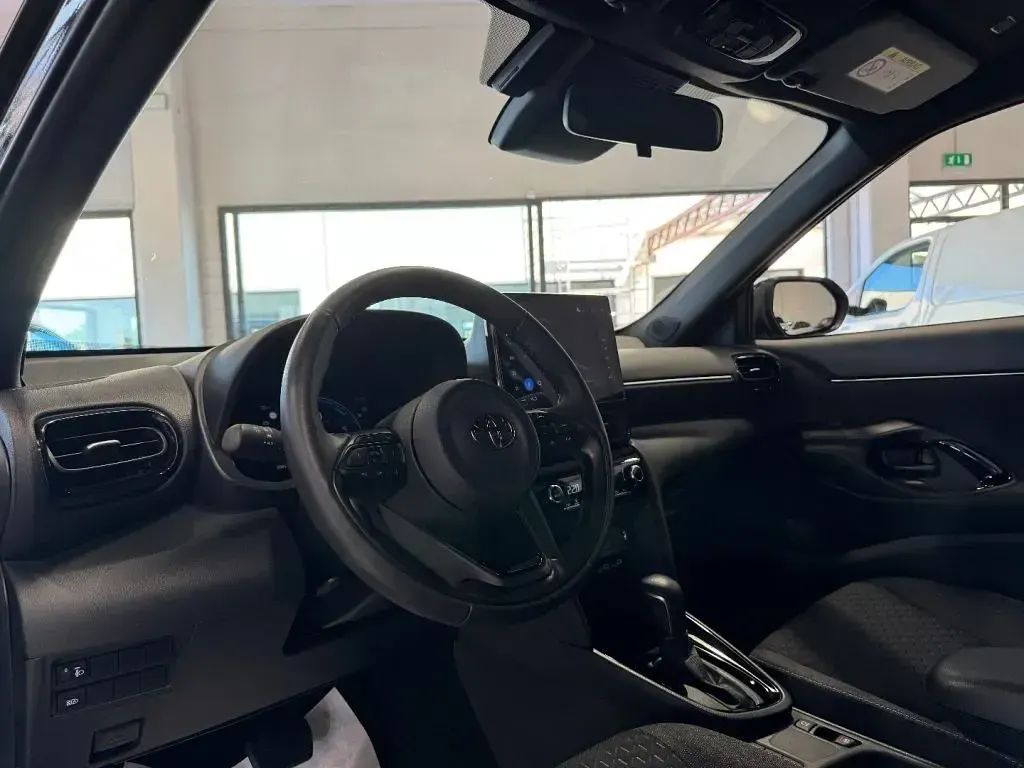 Usata Toyota Yaris Active 2023 Bianco Utilitaria
