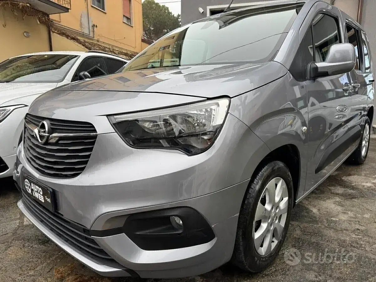 Gebraucht Opel Combo Life 102 PS (75 kW) 2021 Grau Van / Kleinbus