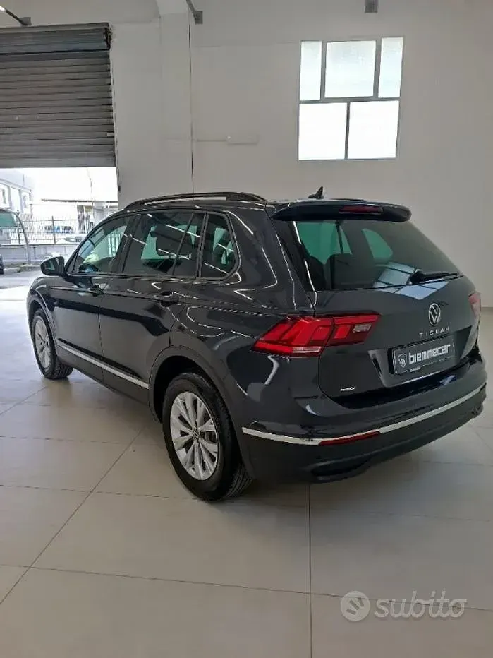 Usata VW Tiguan Life 150 CV (110 kW) 2024 Antracite SUV
