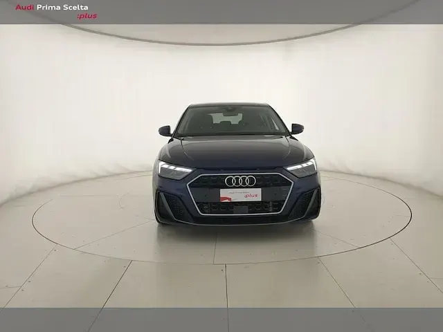 Usata Audi A1 S-Line 150 CV (110 kW) 2024 Blu navarra metallizzato SUV