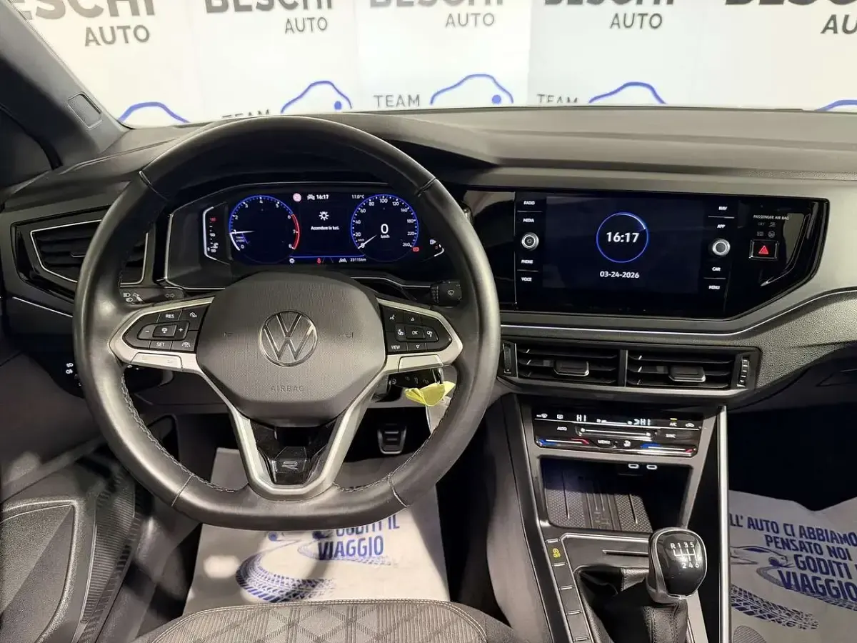 Usata VW Taigo R-line 110 CV (80 kW) 2025 Nero SUV