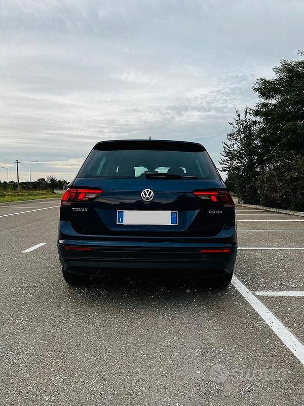Usata VW Tiguan Business 150 CV (110 kW) 2017 Blu SUV