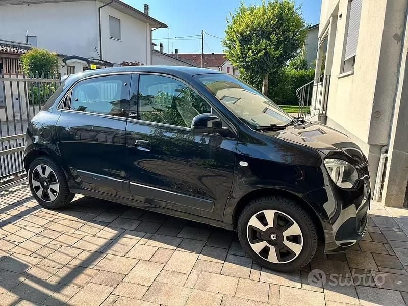 Usata Renault Twingo 65 CV (47 kW) 2019 Nero Utilitaria
