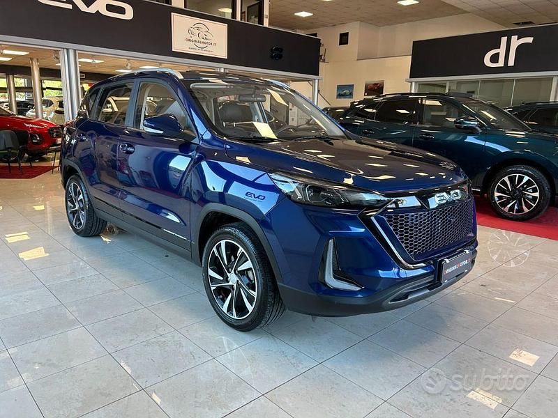 Usata EVO Evo 5 127 CV (93 kW) 2023 Blu SUV