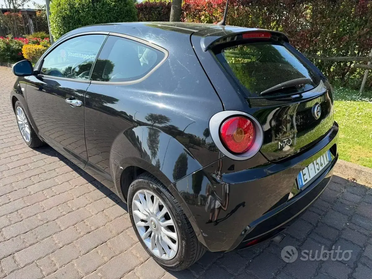Usata Alfa Romeo MiTo Distinctive 84 CV (61 kW) 2014 Blu Utilitaria