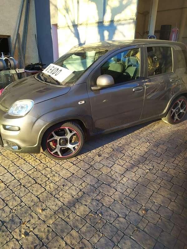Usata Fiat Panda Sport 69 CV (50 kW) 2021 Utilitaria