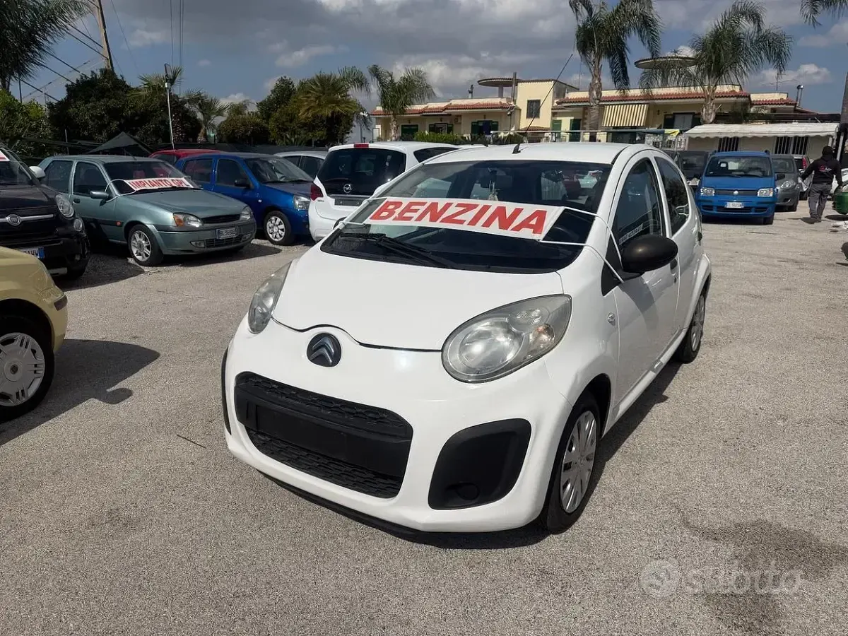 Usata Citroën C1 68 CV (50 kW) 2013 Bianco Utilitaria
