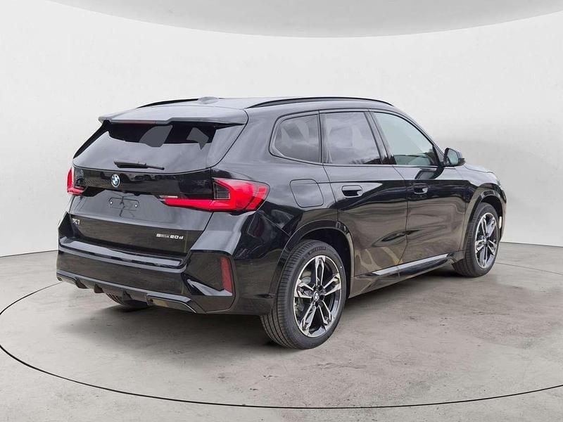 Nuova BMW X1 163 CV (119 kW) 2026 Nero SUV
