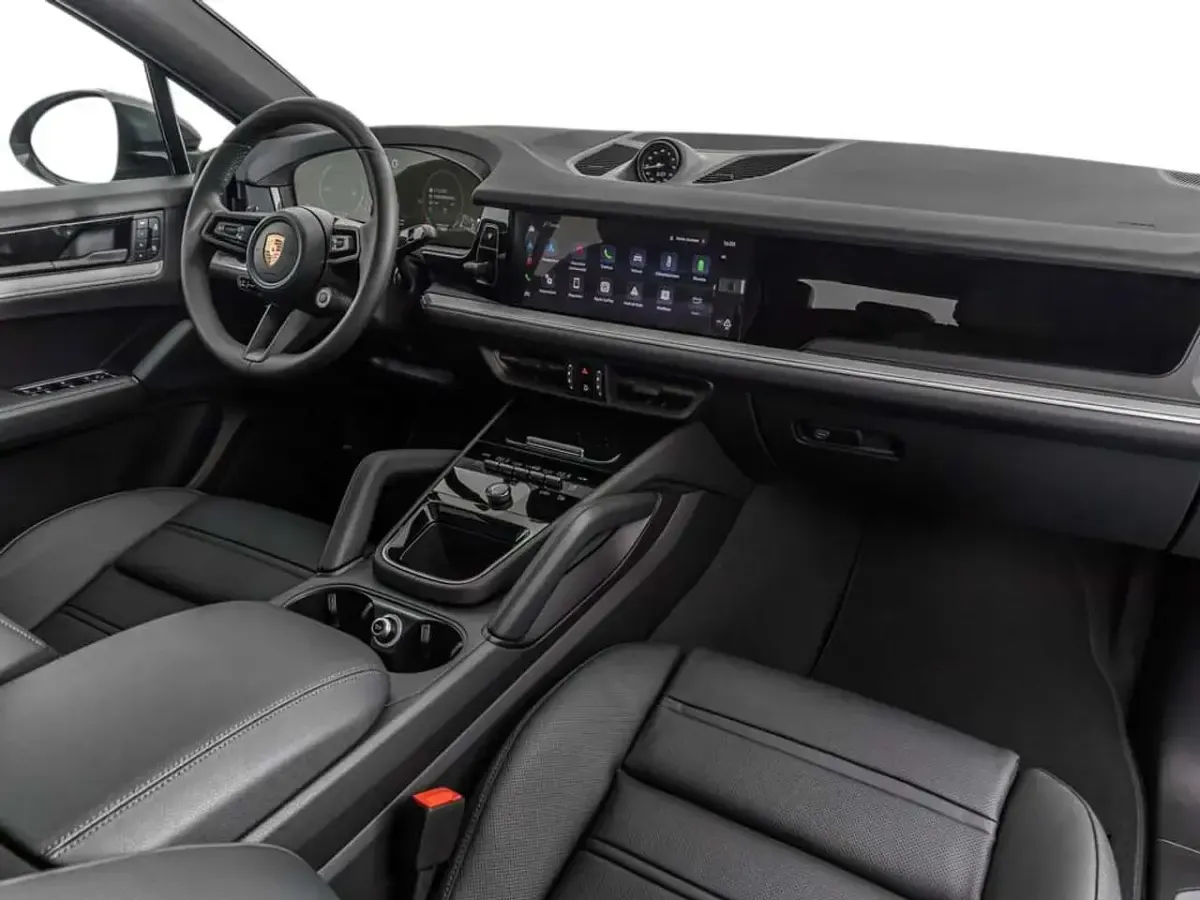 Usata Porsche Cayenne 470 CV (345 kW) 2025 Grigio SUV