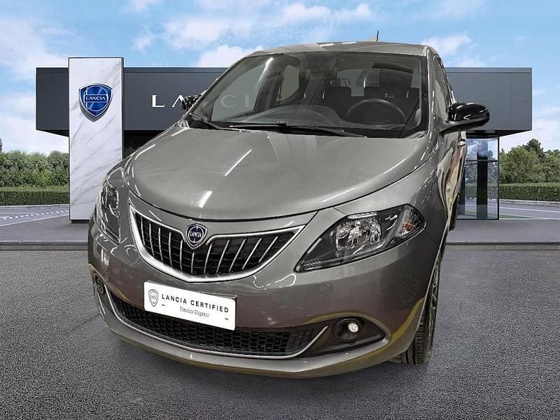 Usata Lancia Ypsilon Gold 69 CV (50 kW) 2023 Grigio Utilitaria