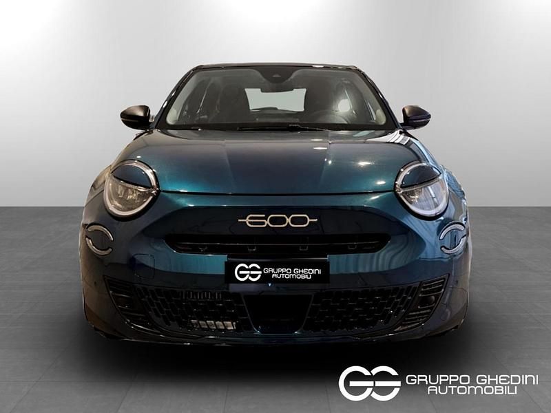 Usata Fiat 600 Pop 101 CV (74 kW) 2025 Verde mare metallizzato SUV