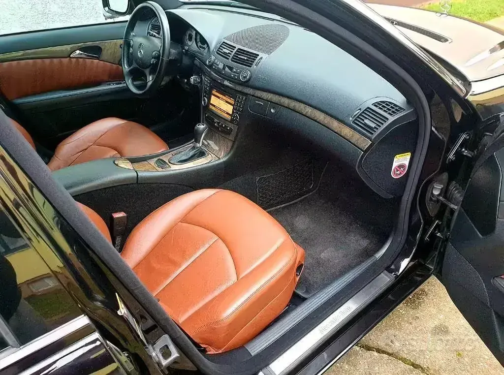 Usata Mercedes E220 Avantgarde 170 CV (125 kW) 2009 Nero Station wagon