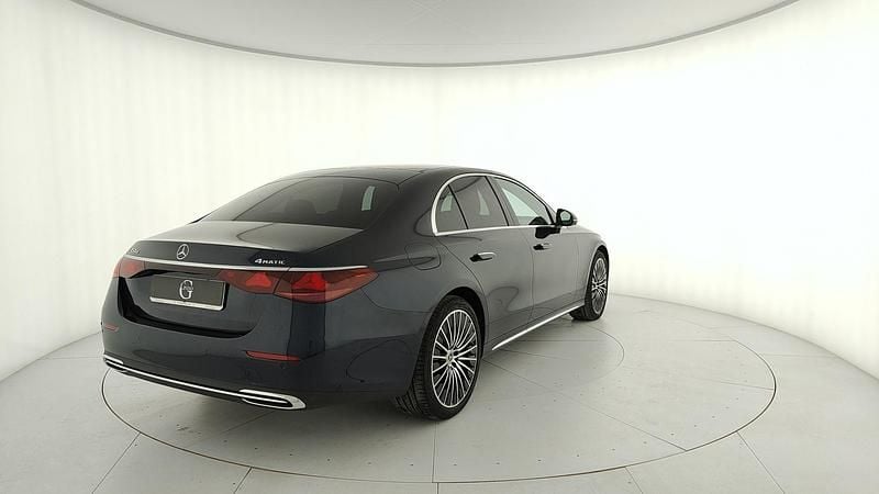 Gebraucht Mercedes E450 Premium Plus 367 PS (269 kW) 2025 Blau Limousine