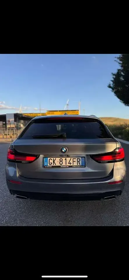 Usata BMW 520 190 CV (139 kW) 2022 Grigio Station wagon