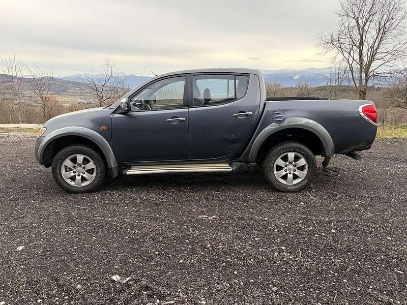 Usata Mitsubishi L200 Invite 136 CV (100 kW) 2006 Pick-up