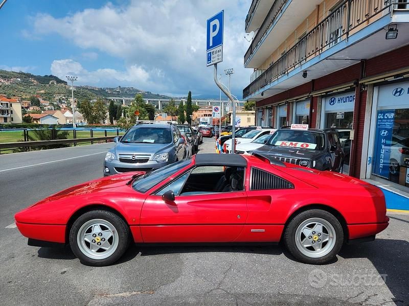 Usata 1989 Ferrari 328 Cabrio | 115.000 € - Immagine 1/4