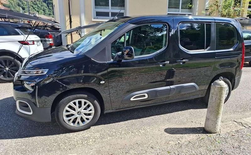 Usata Citroën Berlingo Feel 110 CV (80 kW) 2021 Nero Monovolume