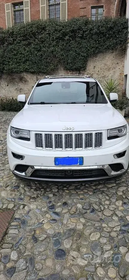 Usata Jeep Grand Cherokee Summit 243 CV (178 kW) 2015 Bianco SUV