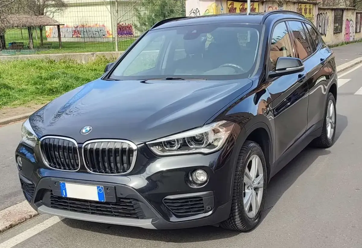 Usata BMW X1 Advantage 150 CV (110 kW) 2019 Nero sapphire met. SUV