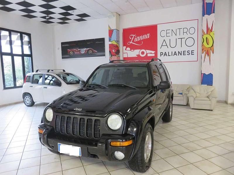 Usata Jeep Cherokee Limited 150 CV (110 kW) 2004 Nero SUV