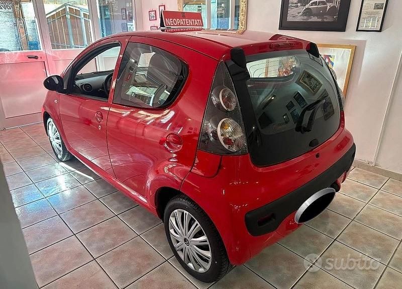 Usata Citroën C1 68 CV (50 kW) 2011 Rosso Utilitaria