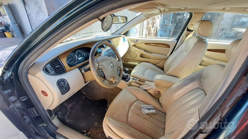 Usata Jaguar X-type 2002 Blu Berlina