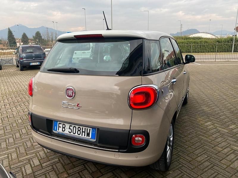 Usata Fiat 500L Lounge 95 CV (69 kW) 2016 Beige Monovolume