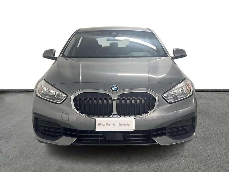 Usata BMW 118 Advantage 150 CV (110 kW) 2024 Skyscraper grey metallic Utilitaria