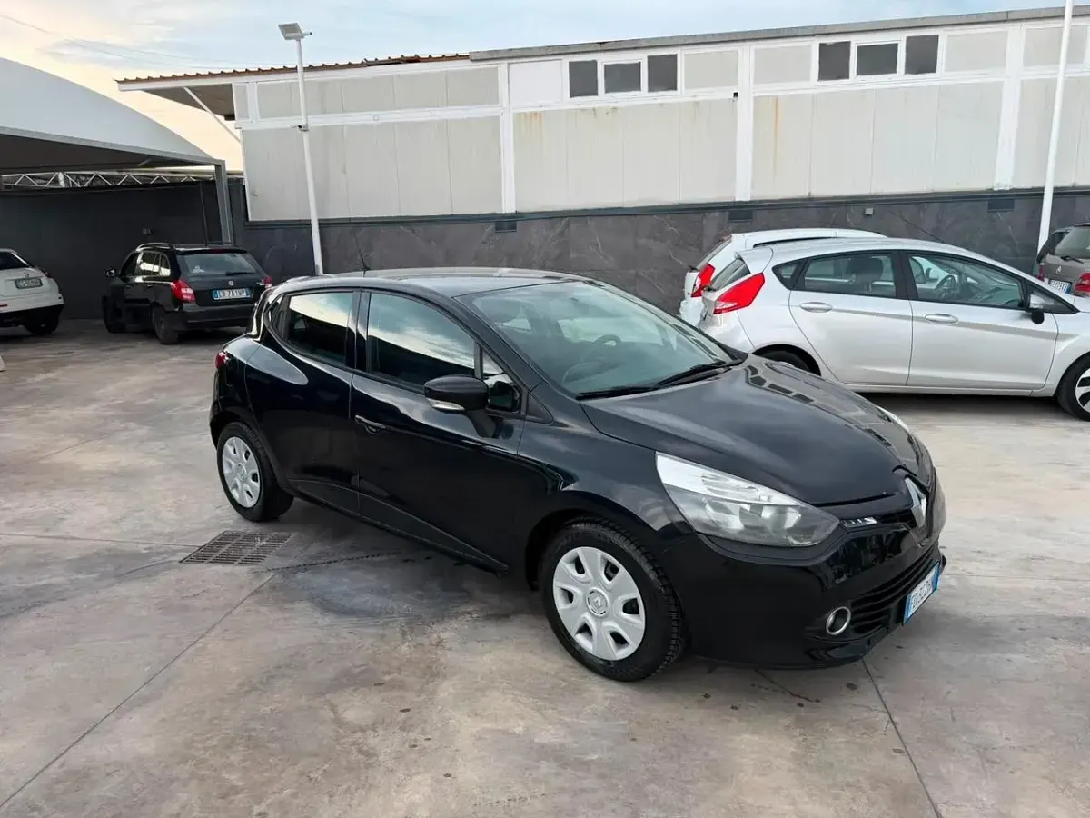 Usata Renault Clio IV 74 CV (54 kW) 2016 Nero Berlina
