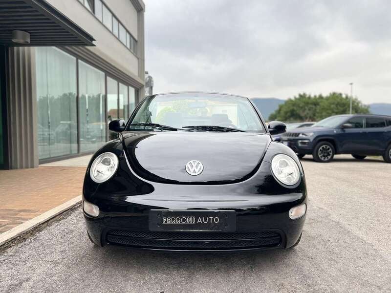 Usata VW New Beetle Cabriolet 101 CV (74 kW) 2005 Nero Cabrio
