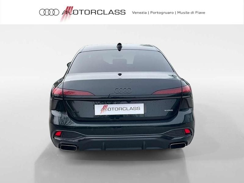 Nuova Audi A6 S-Line 367 CV (269 kW) 2025 Verde mezzanotte metallizzato Berlina